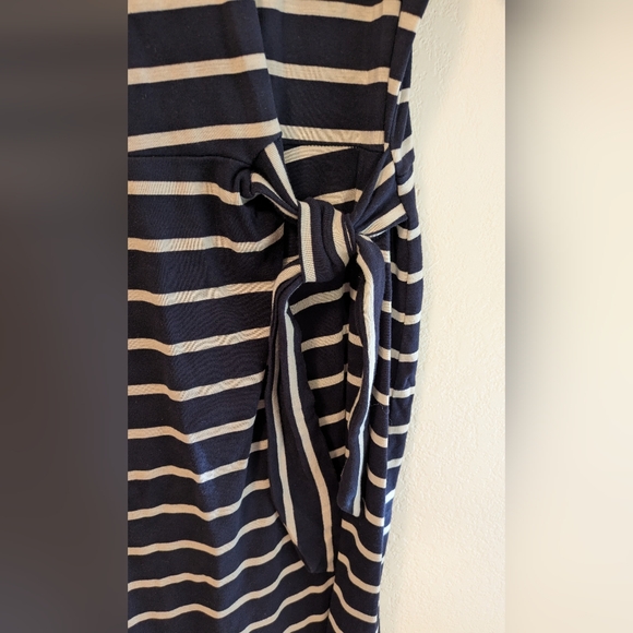 Cynthia Rowley T Shirt Dress With Tie Detail - Picture 5 of 7